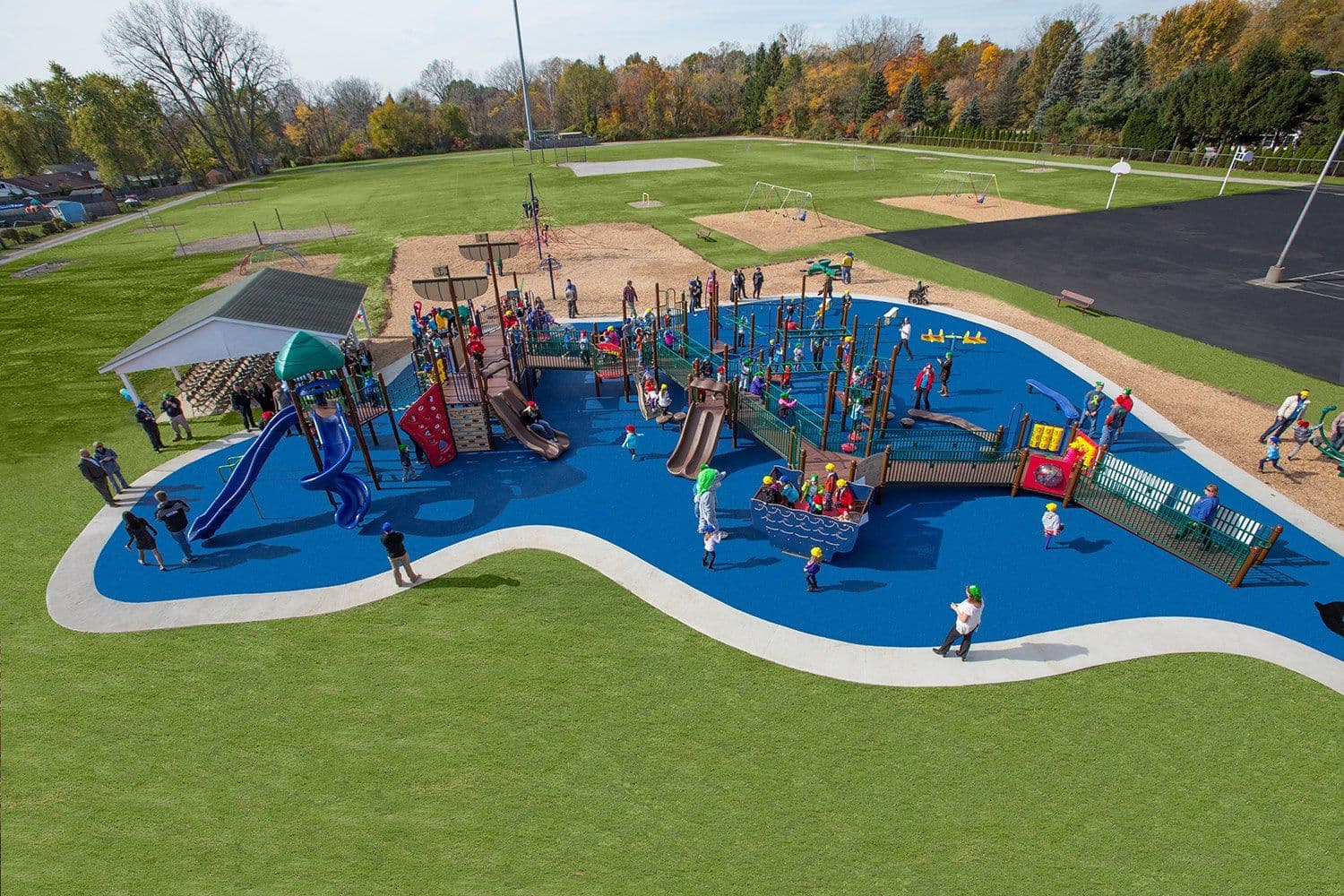 Benefits of playgrounds for the development of visual intelligence