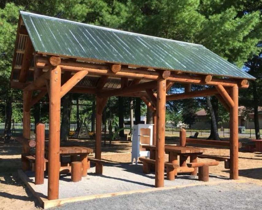 Site furniture: Points to consider when choosing a provider in British Columbia