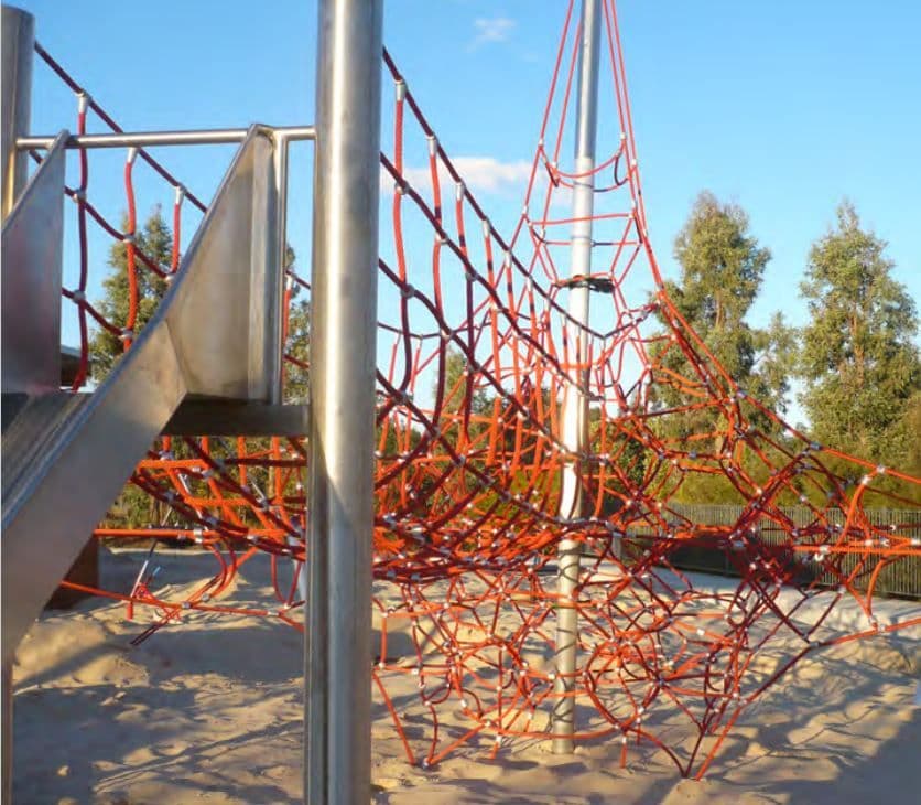 How do rope playgrounds contribute to your child’s development?